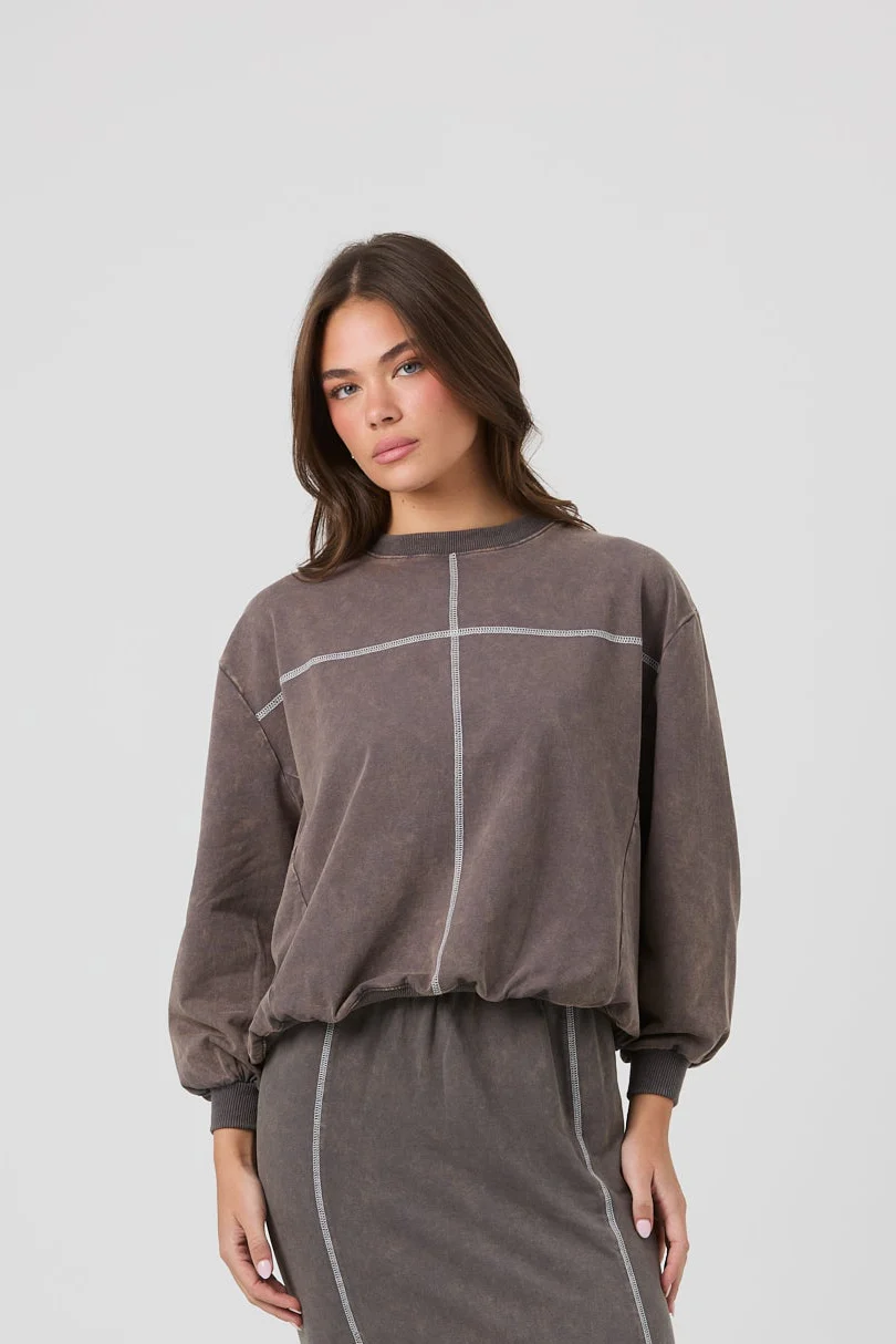 Ari Sweatshirt - Image 10