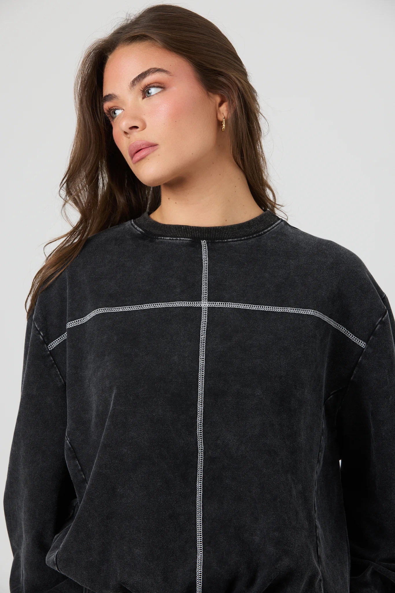 Ari Sweatshirt - Image 3